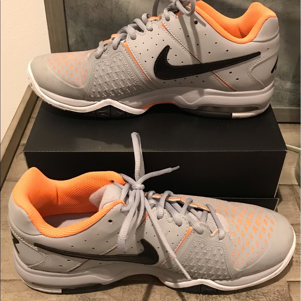 Men's Nike Air Max size 8.5 sneakers